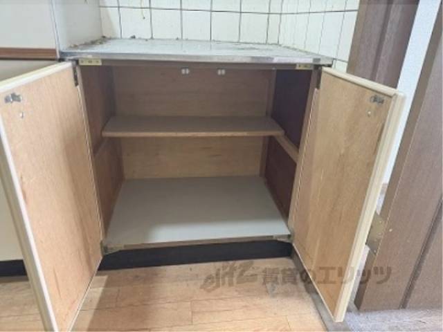 キッチン　下部収納