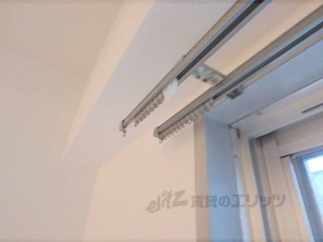 カーテンレール