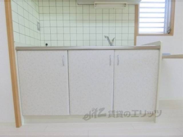 キッチン　収納