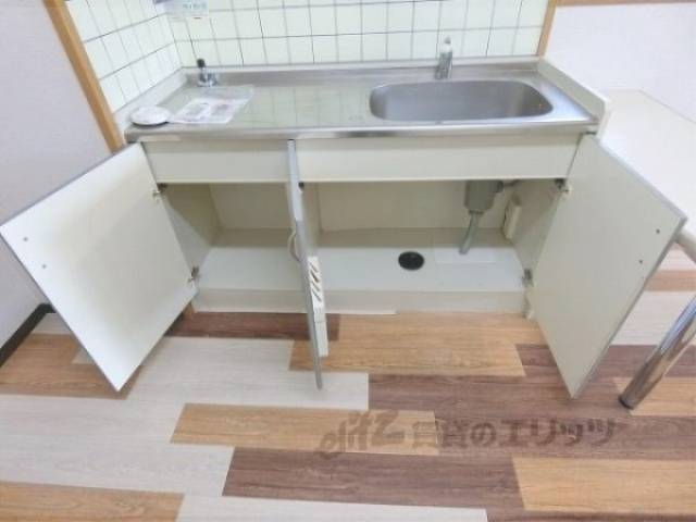 キッチン　収納