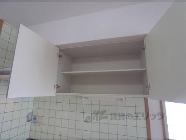 キッチン　収納