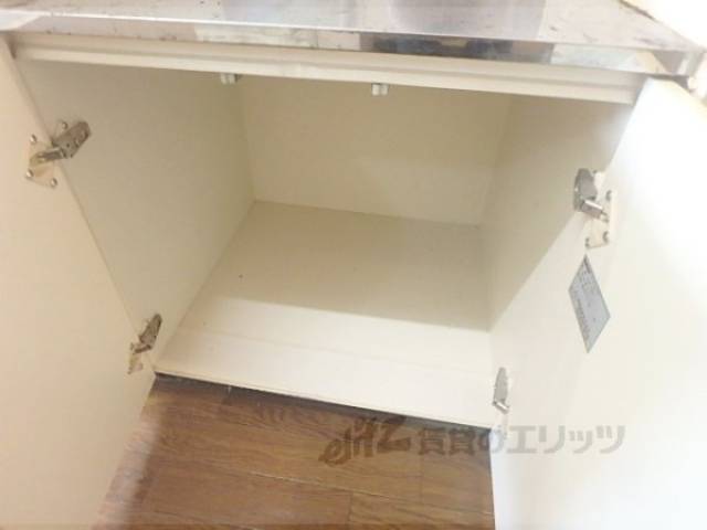 キッチン　下部収納