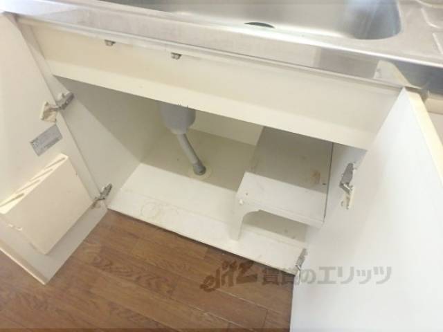 キッチン　下部収納