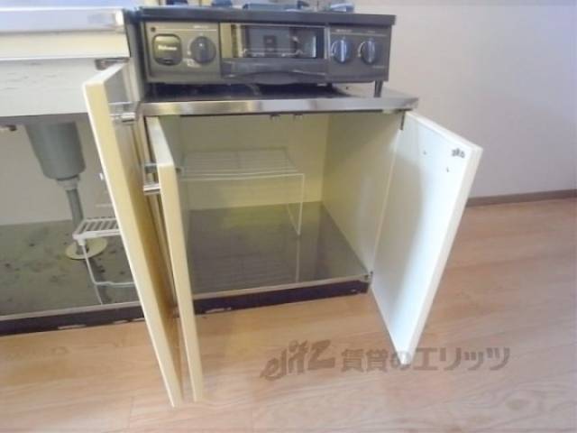 キッチン　収納
