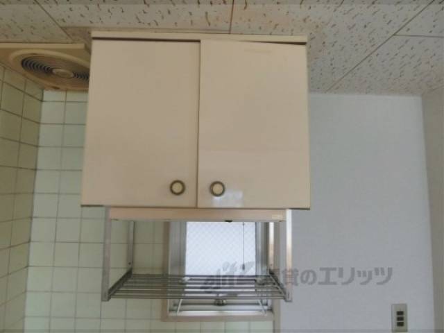 キッチン　収納