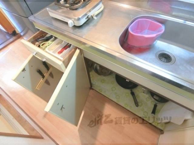 キッチン　下部収納