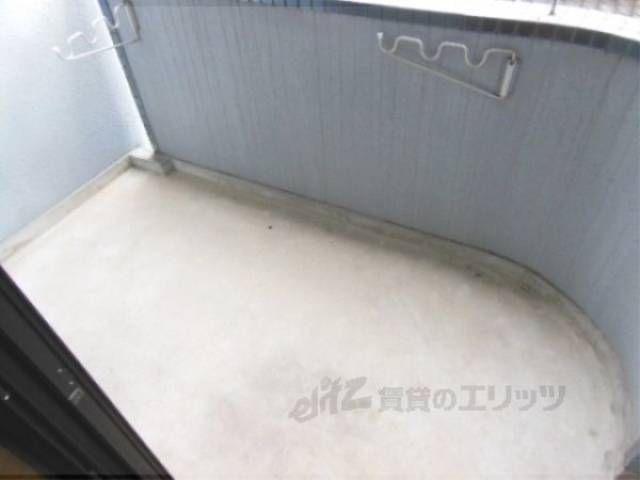 ベランダ　丸みのあるベランダです