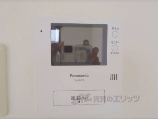 モニターホン　顔が見えて安心・