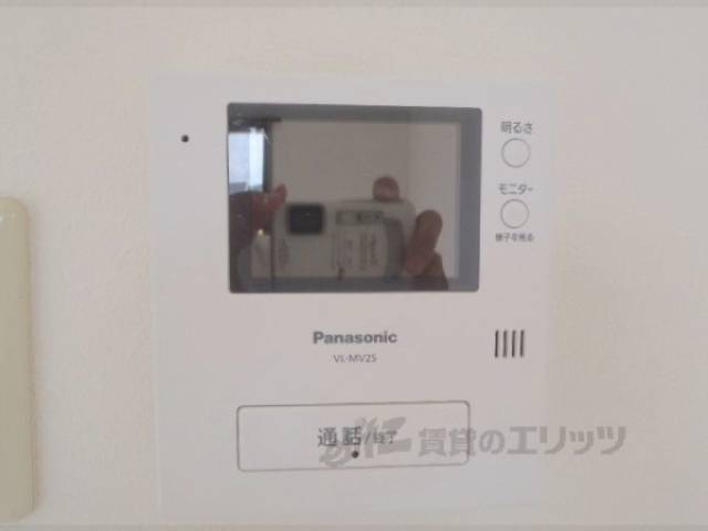 モニターホン　顔が見えて安心・