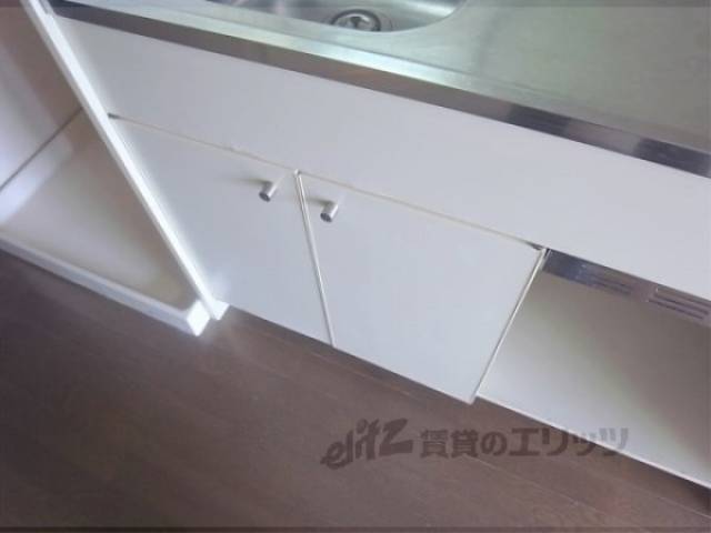 キッチン　下部収納