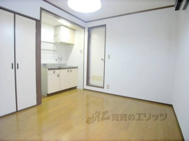 洋室　綺麗な室内です