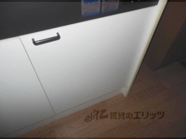 キッチン　下部収納