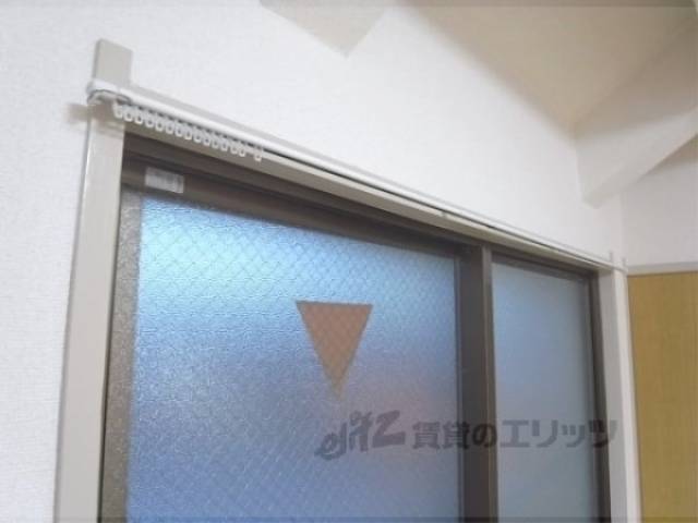 カーテンレール