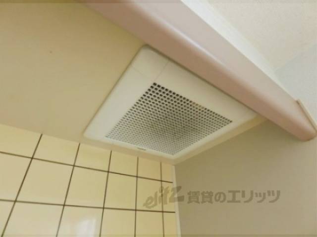 キッチン　換気扇