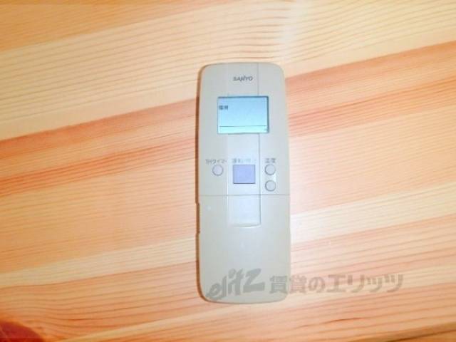 エアコンリモコン