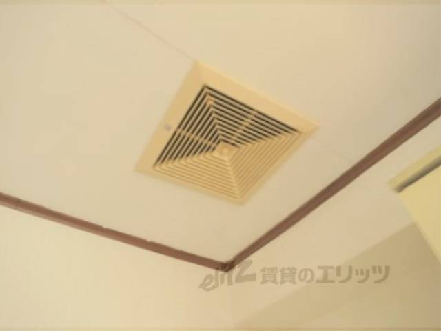キッチン　換気扇