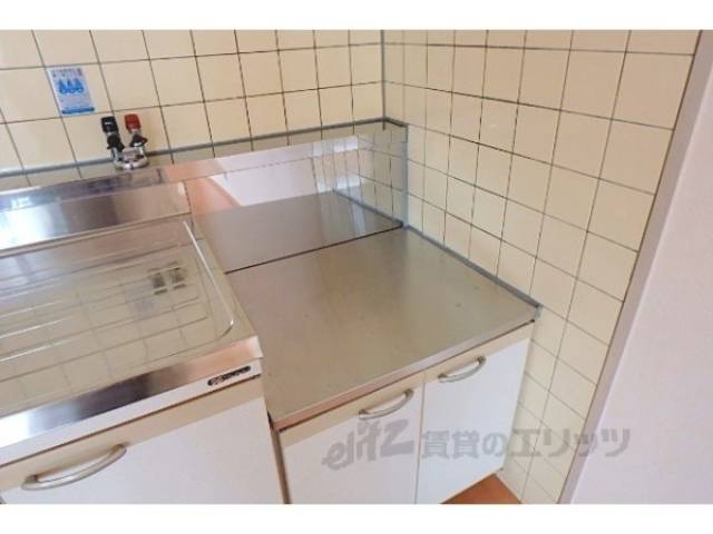 キッチン　コンロ設置場所