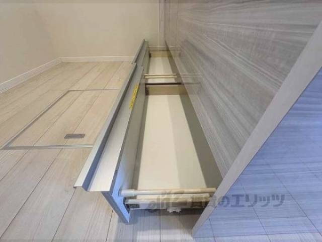 キッチン　キッチン下部収納