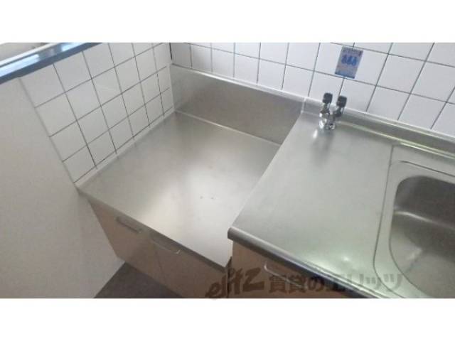 キッチン　コンロ置場