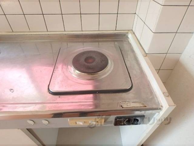 冷蔵庫置場　コンロ