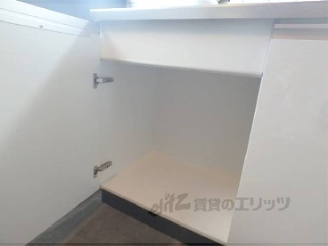 キッチン　下部収納