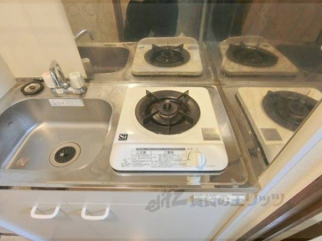 キッチン　コンロ