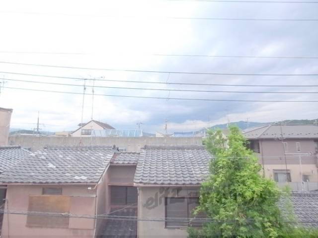 眺望　日当たりも眺望も良好です。