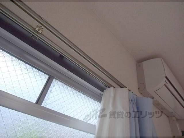 カーテンレール