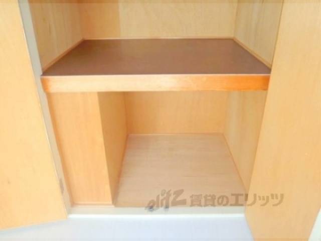 収納　収納下部