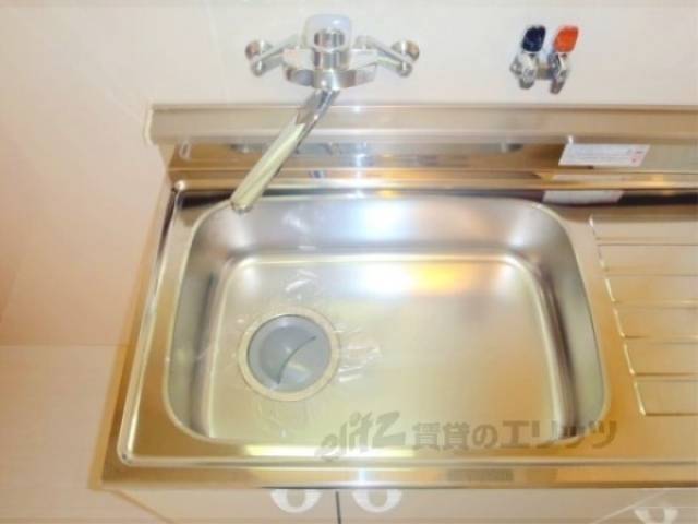 キッチン　シンク　広めのシンクです。