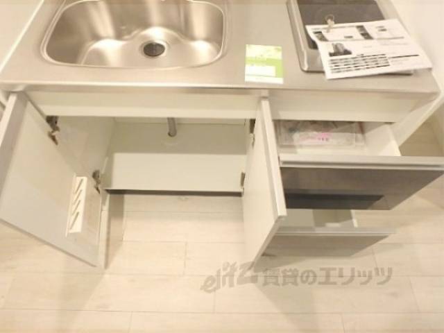キッチン　キッチン下収納