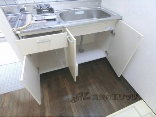 キッチン　下部収納