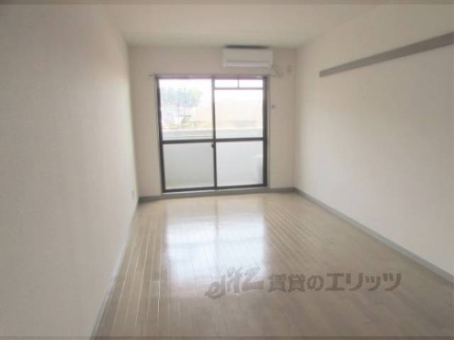 洋室　9.8帖の洋室です。