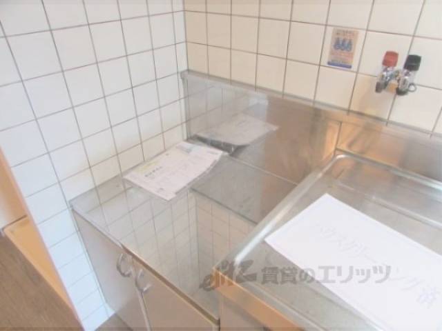 キッチン　二口コンロ設置可能です。