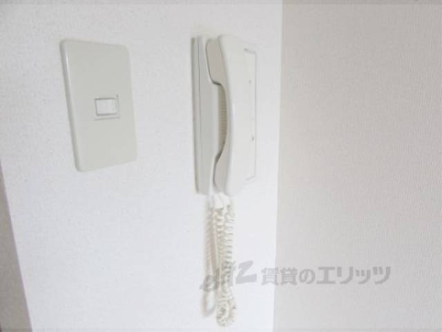 ドアフォン　安心ですね。