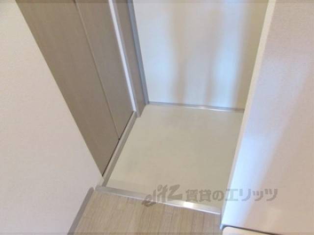 玄関　玄関広めです。