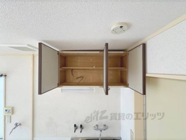 収納 キッチン上