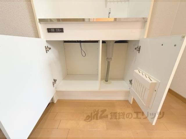 キッチン　下部収納