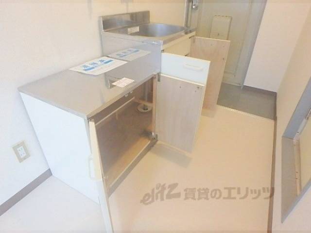 キッチン　下部収納