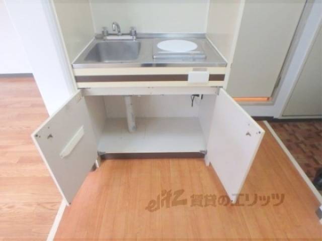 キッチン　下部収納