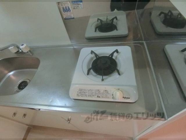 キッチン　コンロ