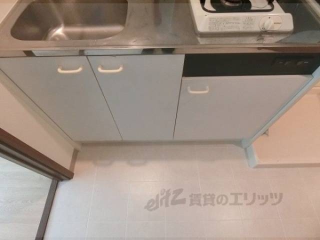 キッチン　下部収納
