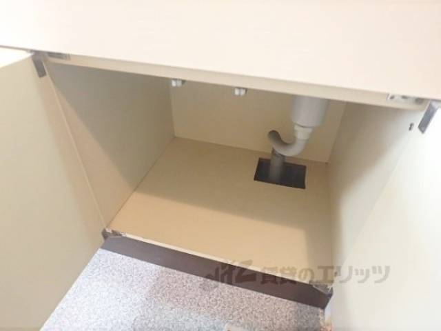 キッチン　下部収納