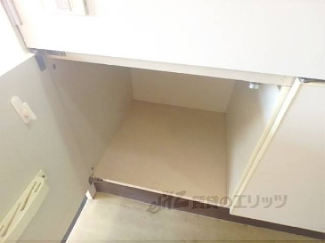 キッチン　下部収納