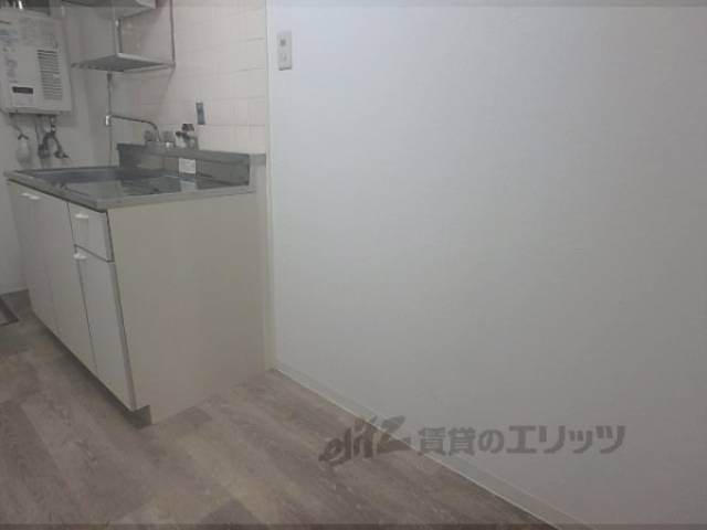 冷蔵庫置場