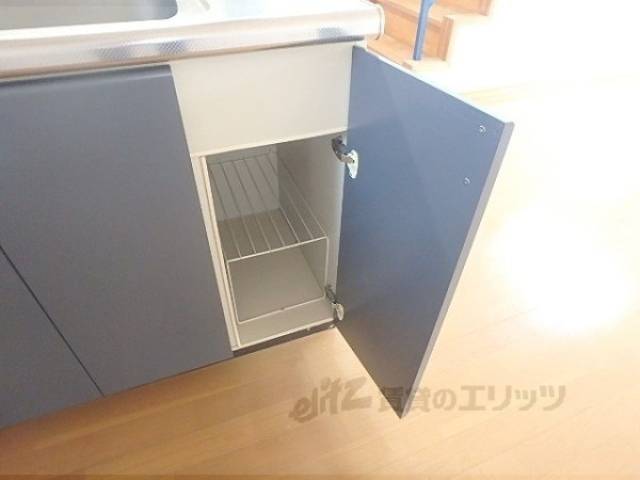 キッチン　下部収納