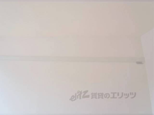 ハンガー掛け　ハンガー掛けがあります。