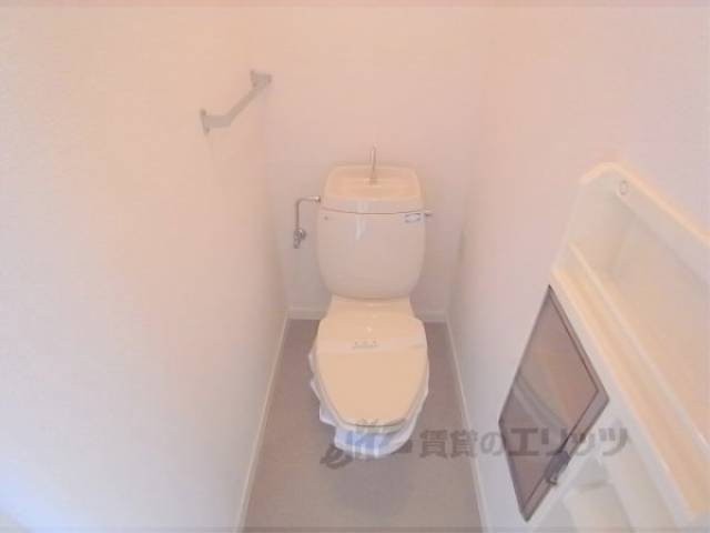 トイレ　トイレもきれいに清掃されています。