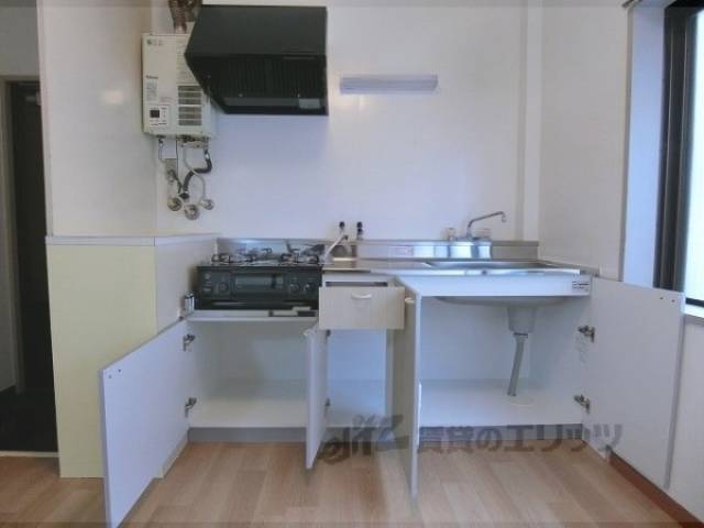 キッチン　収納