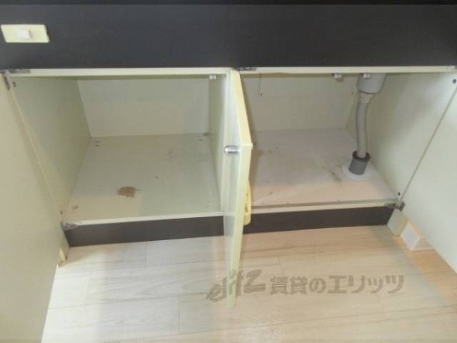 キッチン　収納